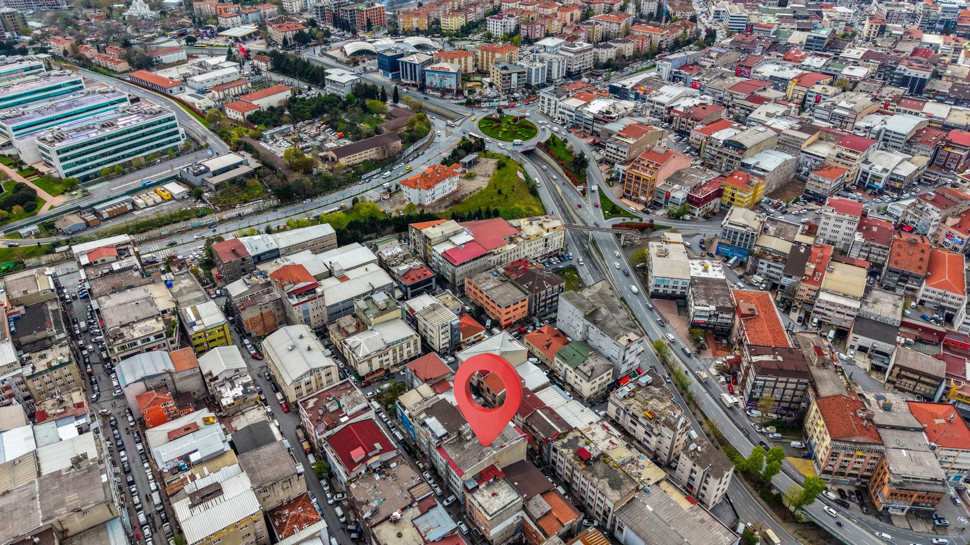 Güngören Sanayi / 350 m² / 3 Bölümden Oluşan Kiralık Atölye